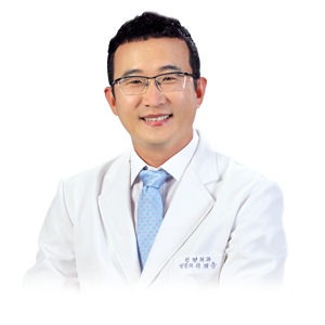 1신경외과 이해옹 원장님.jpg